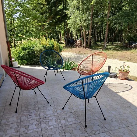 Le Bois De Farnaud *